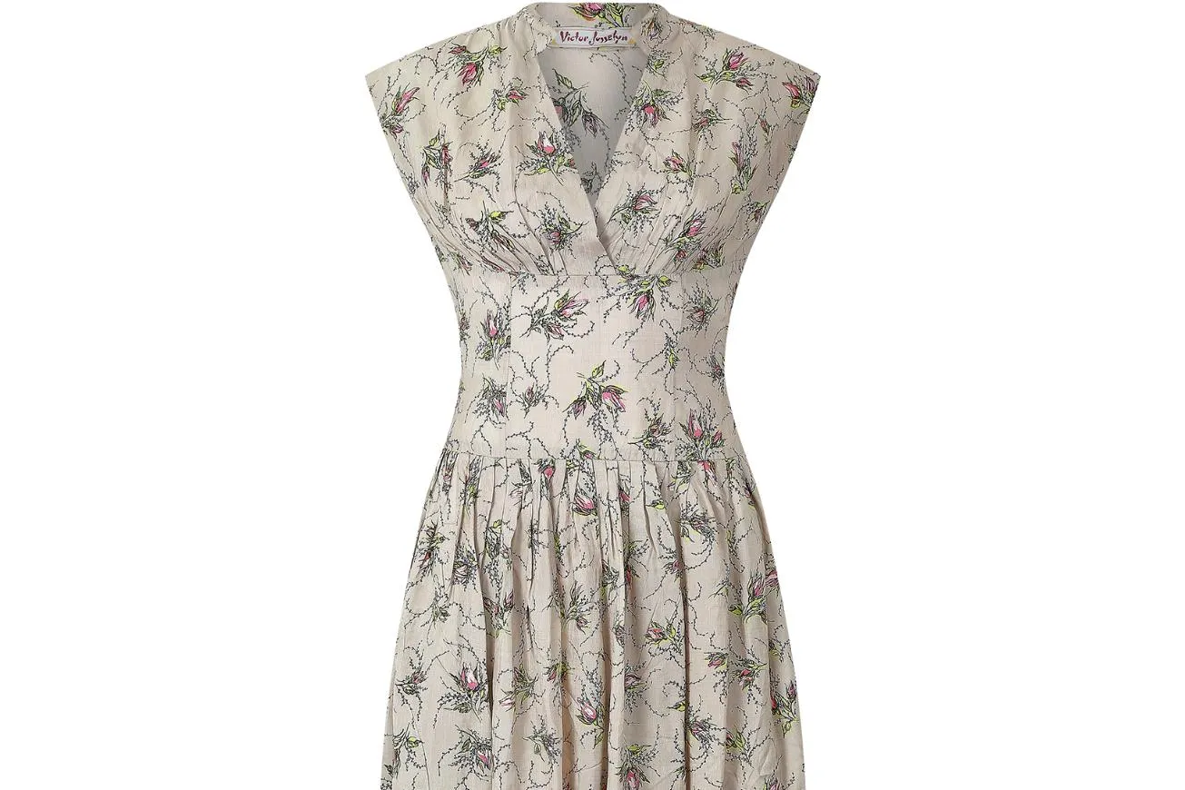 1950s Victor Josselyn Silk Floral Rose Spray Print Dress