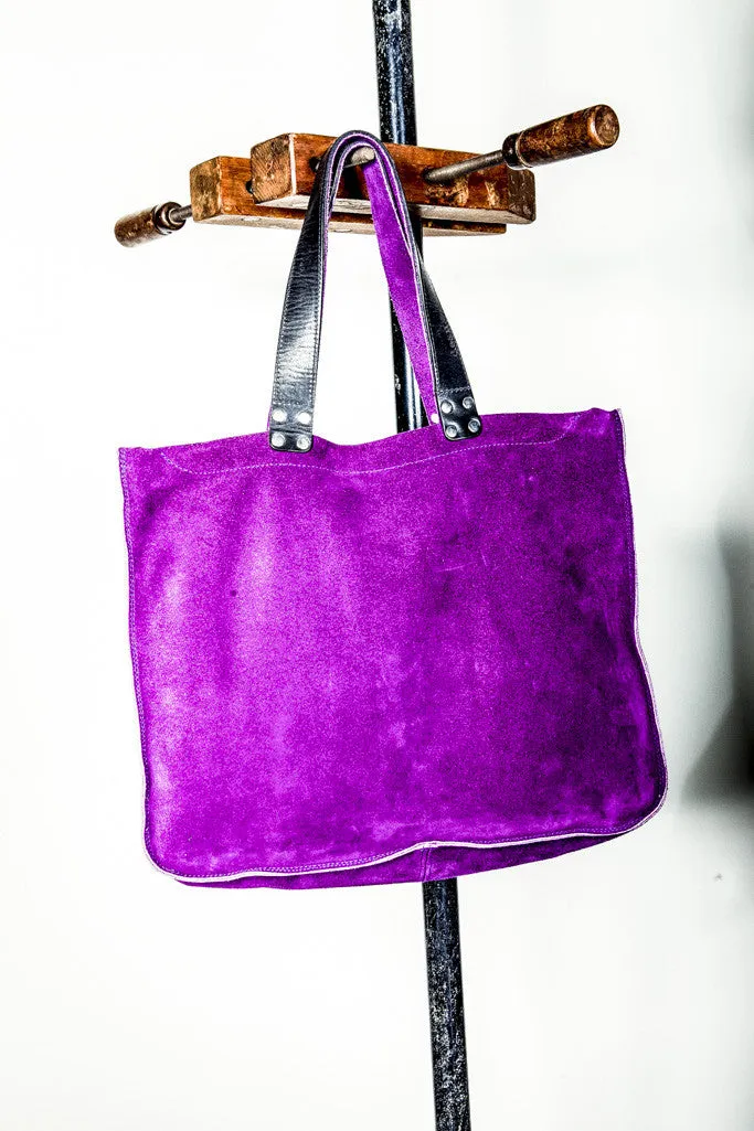 B15 TOTE W/TOP ZIPPER & INTERIOR POCKET