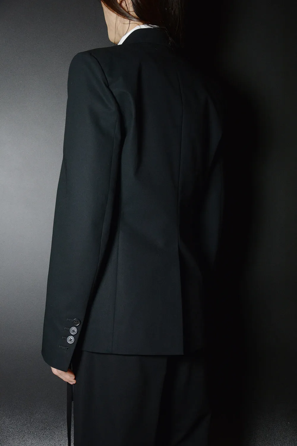 FITTED TAILORED JACKET