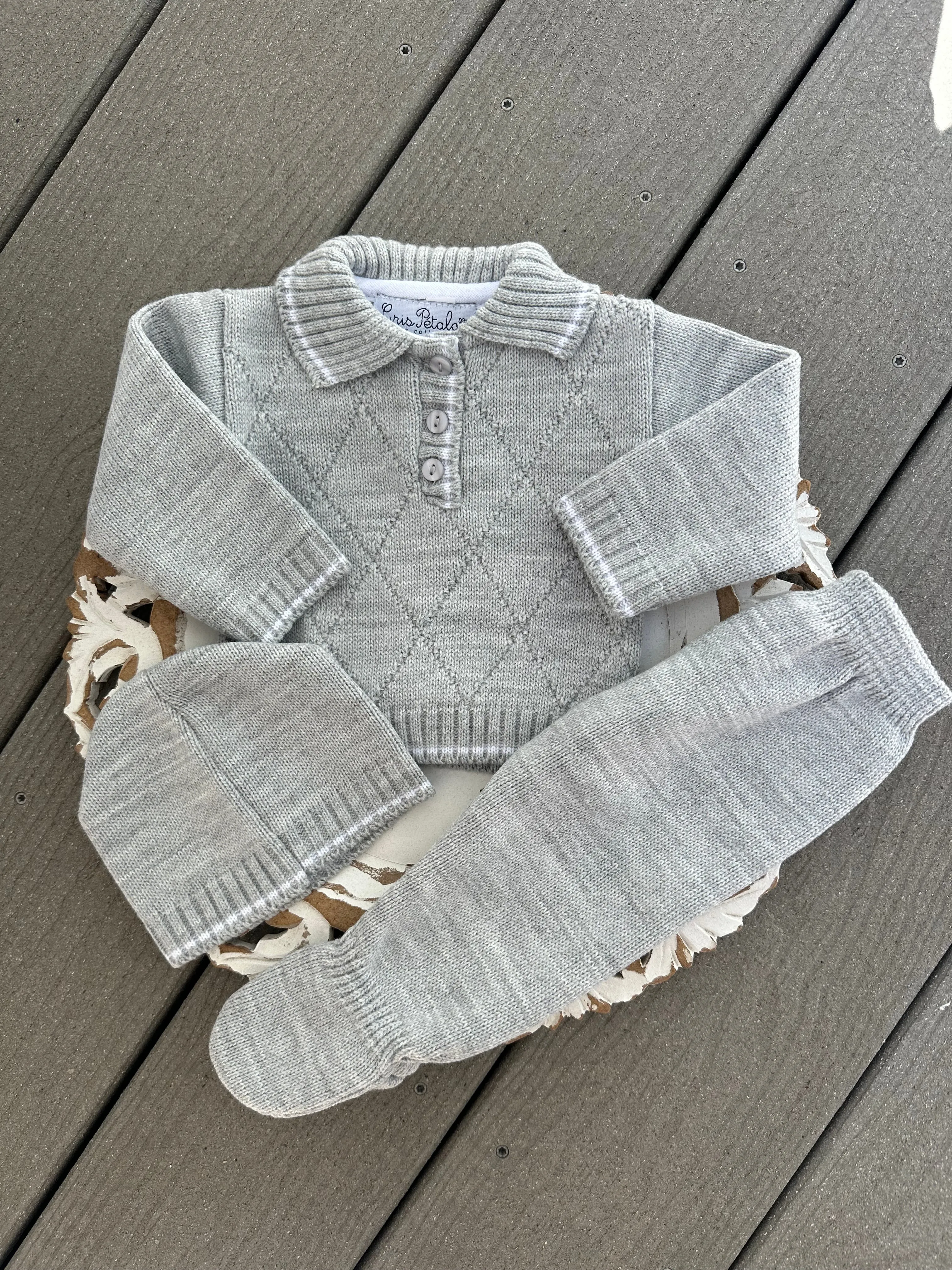 Knit Openwork Rhombus Baby Knitted Set in Gray