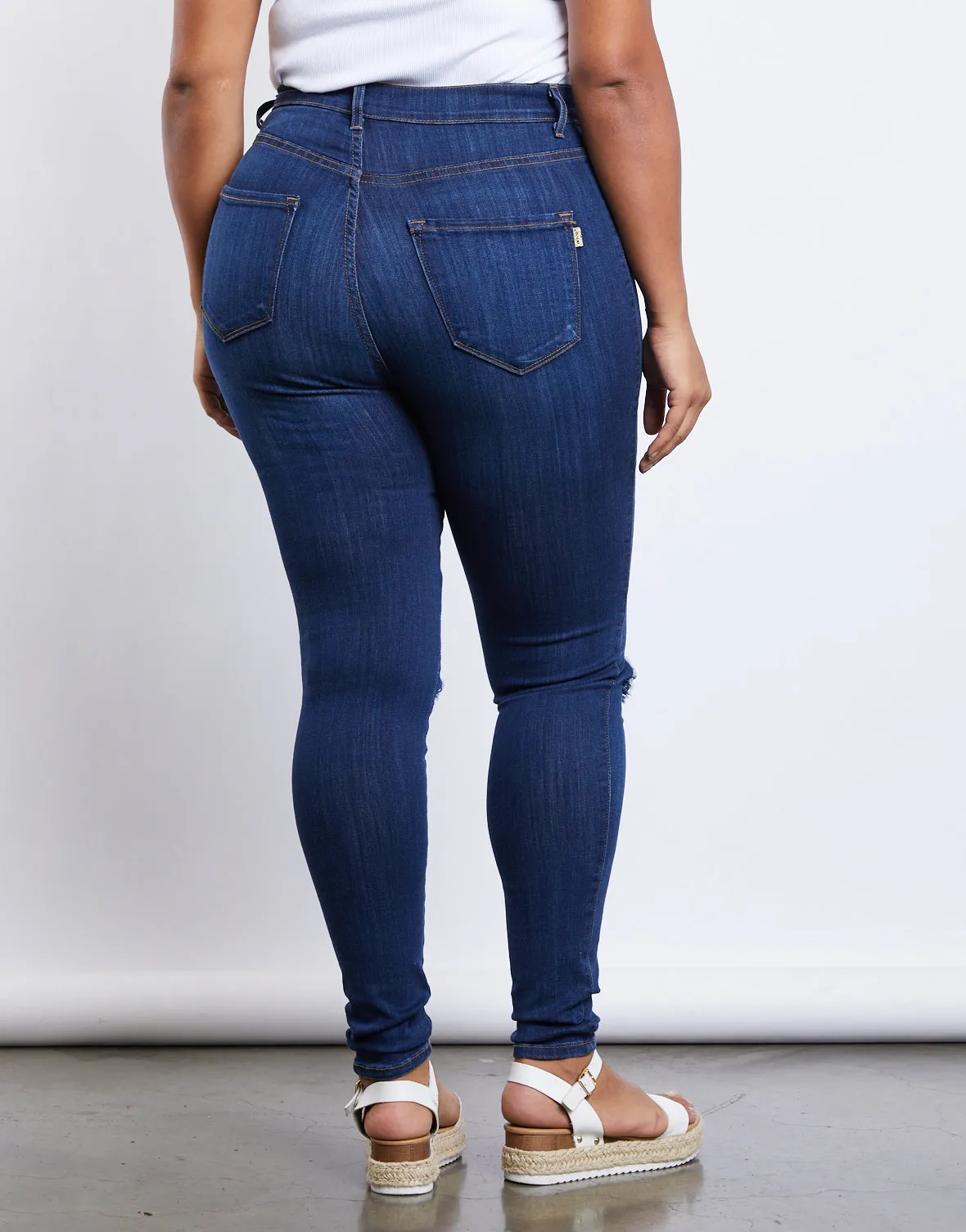 Plus Size Ripped Knee Skinny Jeans