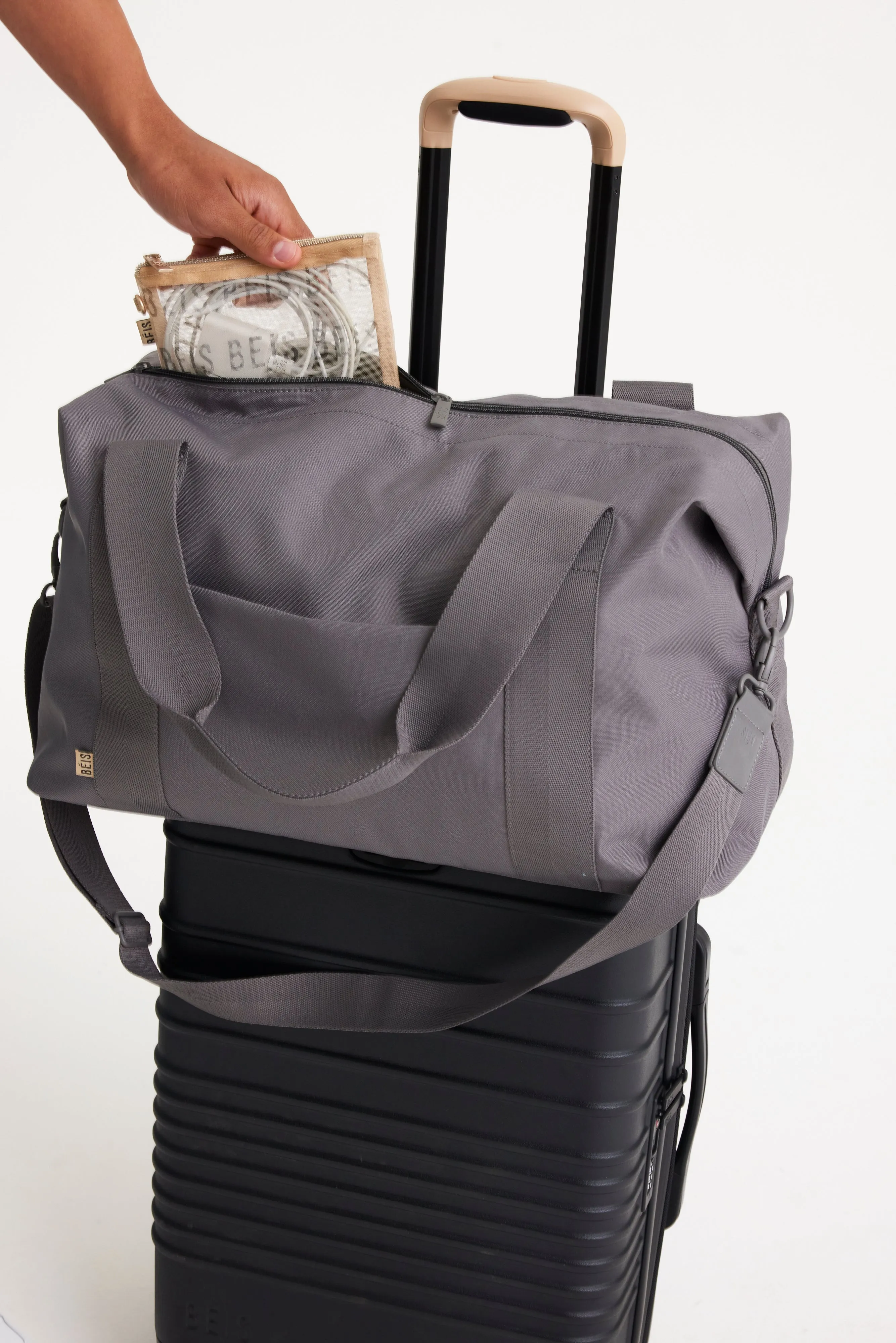 The BÉISics Duffle in Grey