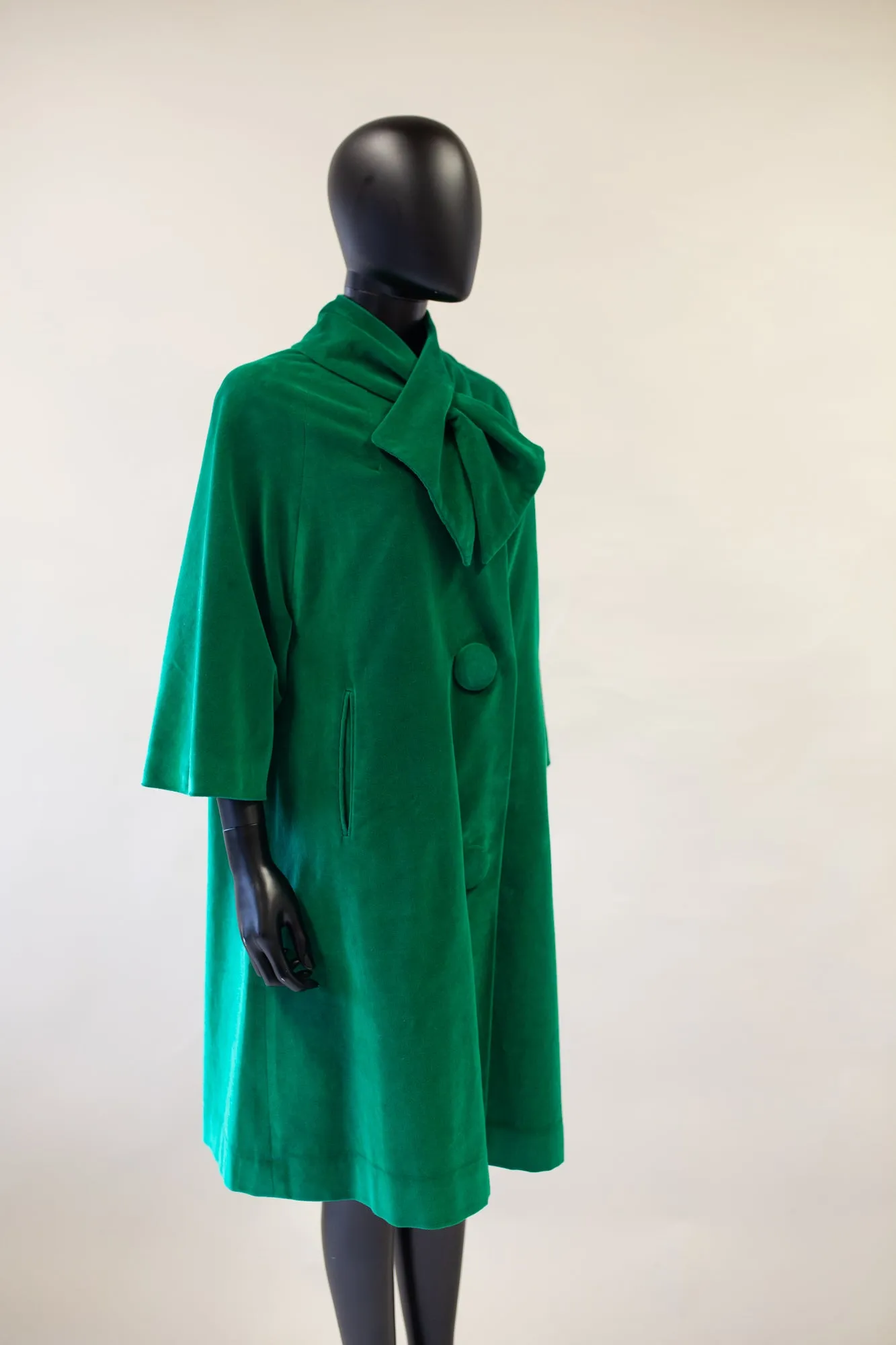 Vintage 1950s Green Velvet Coat